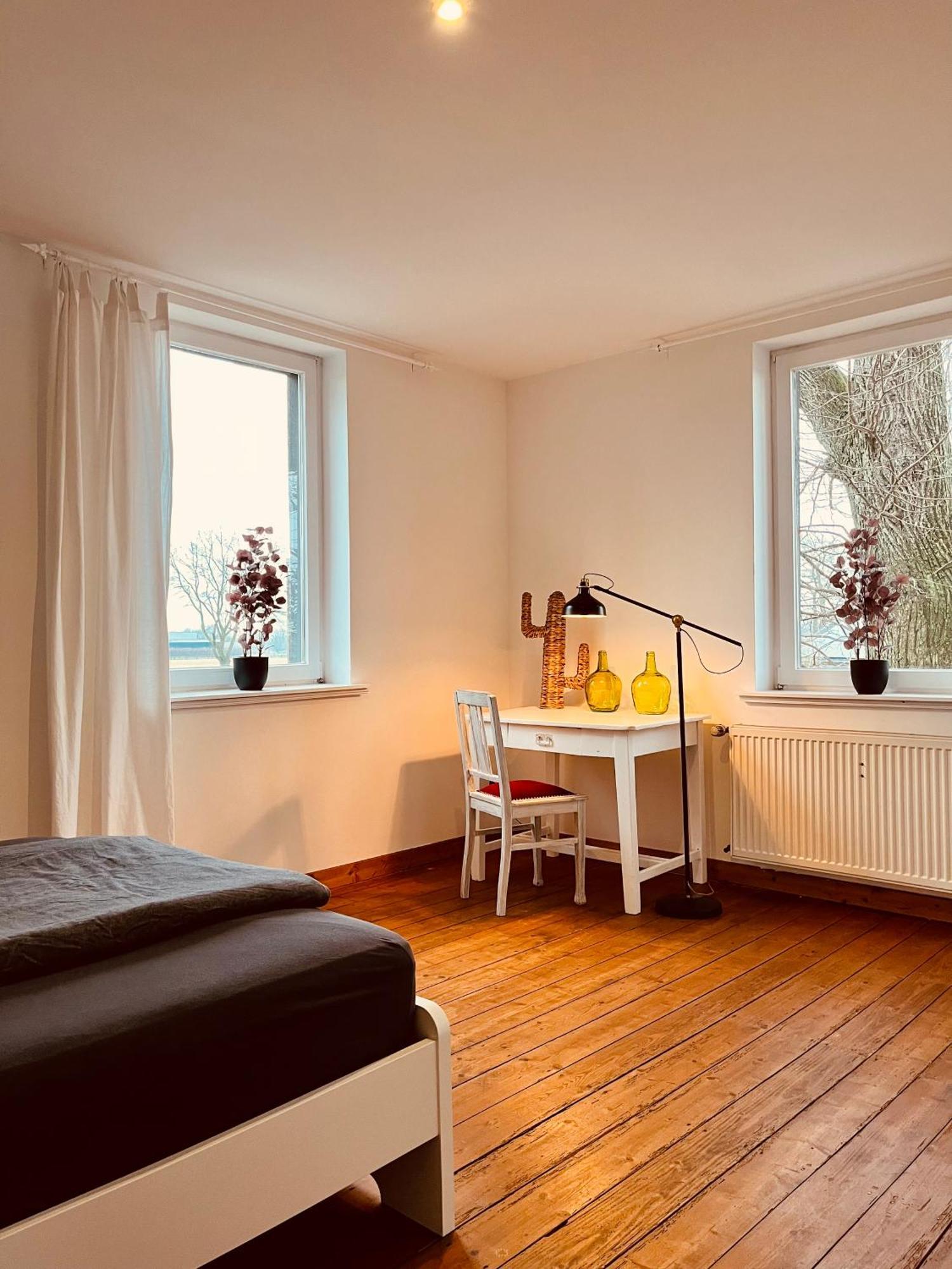 B E D & A G E D E S I G N -Extra Large- Wunderschoene Komplette Wohnung Mit Viel Platz & 4 Schlafzimmer B E D & A G E D E S I G N -Small- Wunderschoenes Zimmer Mit Bad Rechnungserstellung Fuer Geschaeftsreisende & Firmen Hünxe Εξωτερικό φωτογραφία