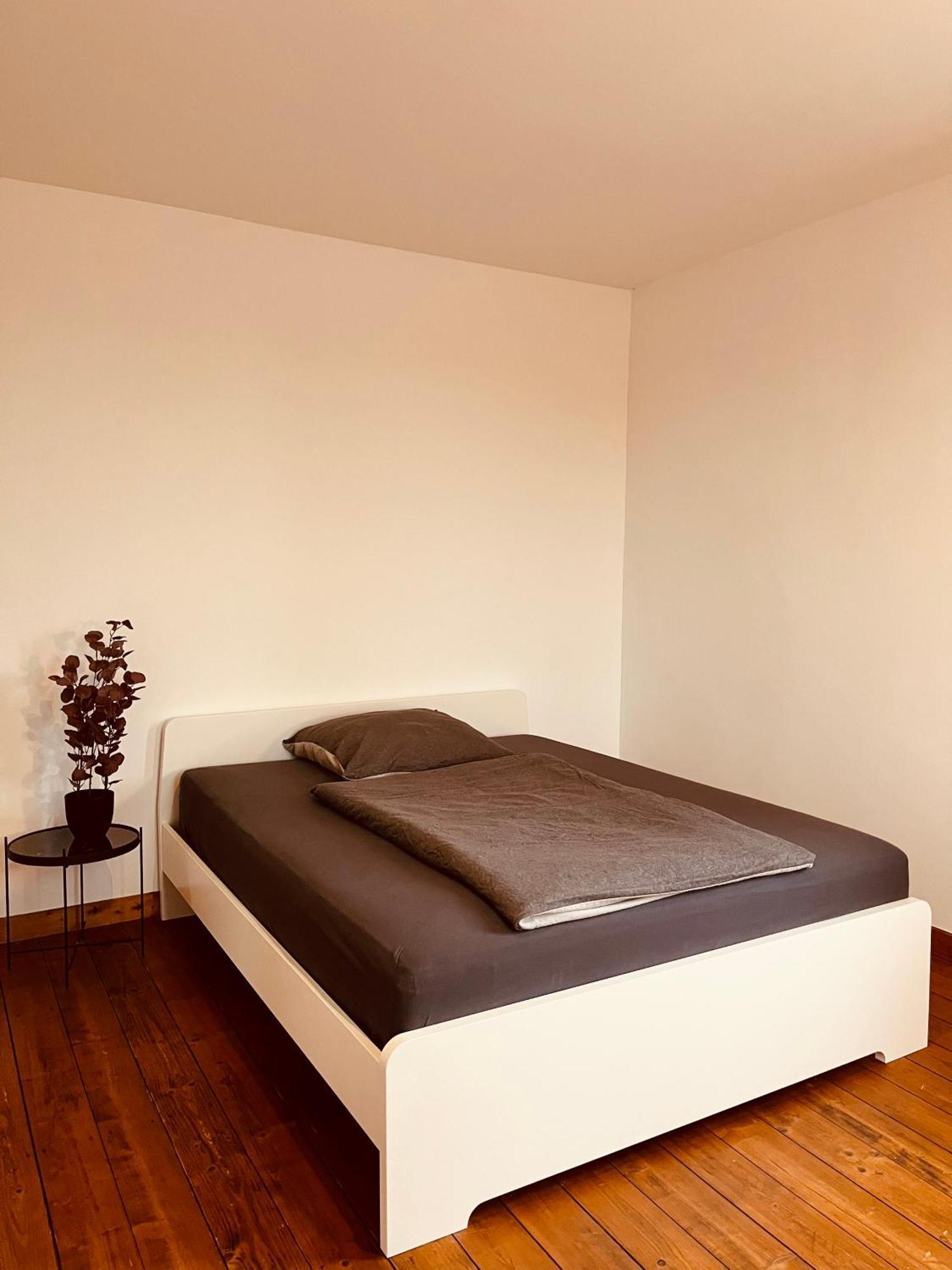 B E D & A G E D E S I G N -Extra Large- Wunderschoene Komplette Wohnung Mit Viel Platz & 4 Schlafzimmer B E D & A G E D E S I G N -Small- Wunderschoenes Zimmer Mit Bad Rechnungserstellung Fuer Geschaeftsreisende & Firmen Hünxe Εξωτερικό φωτογραφία