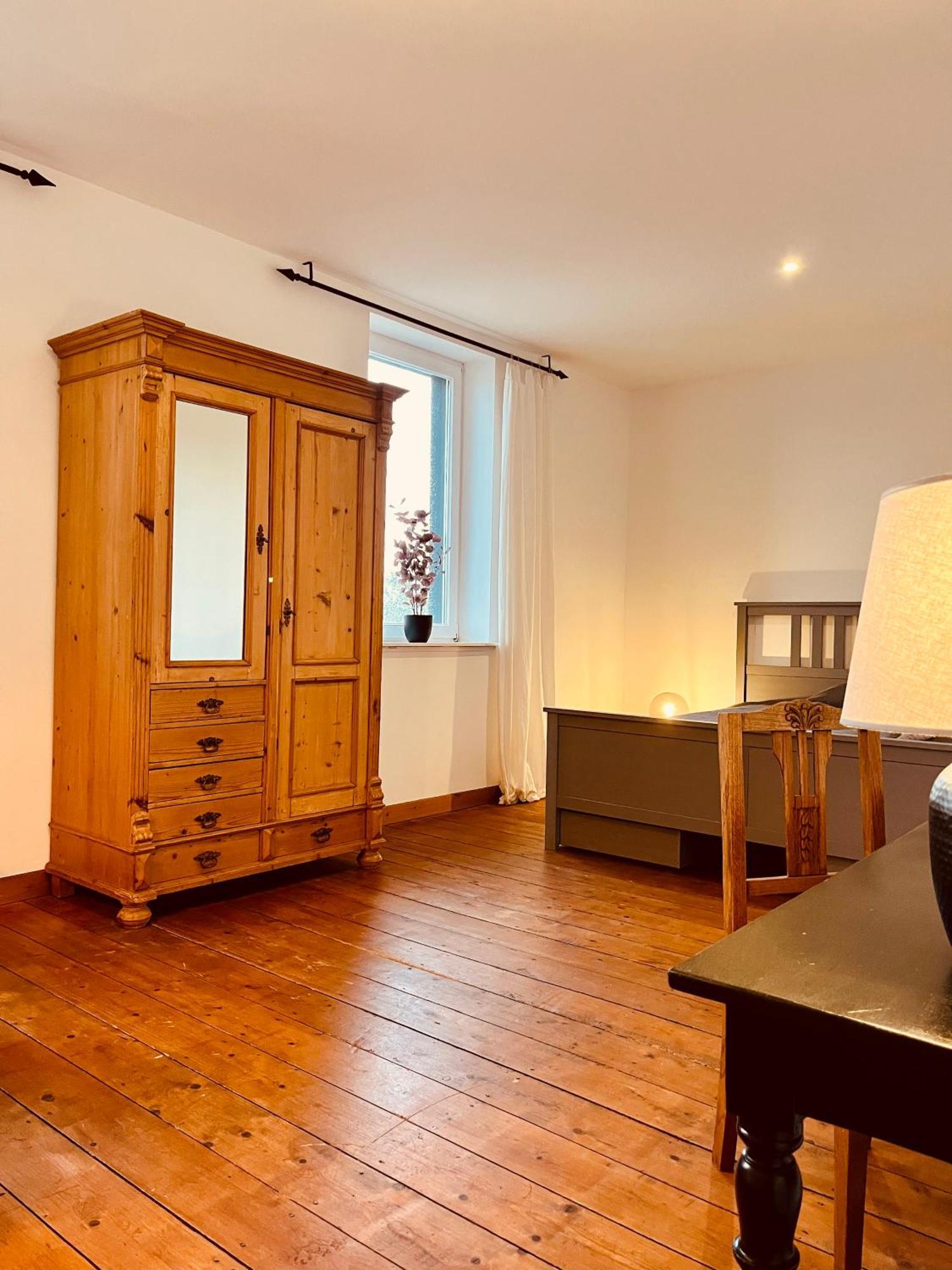 B E D & A G E D E S I G N -Extra Large- Wunderschoene Komplette Wohnung Mit Viel Platz & 4 Schlafzimmer B E D & A G E D E S I G N -Small- Wunderschoenes Zimmer Mit Bad Rechnungserstellung Fuer Geschaeftsreisende & Firmen Hünxe Εξωτερικό φωτογραφία