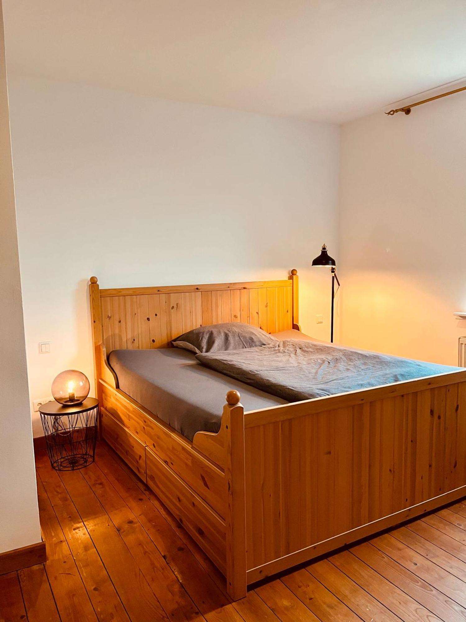 B E D & A G E D E S I G N -Extra Large- Wunderschoene Komplette Wohnung Mit Viel Platz & 4 Schlafzimmer B E D & A G E D E S I G N -Small- Wunderschoenes Zimmer Mit Bad Rechnungserstellung Fuer Geschaeftsreisende & Firmen Hünxe Εξωτερικό φωτογραφία
